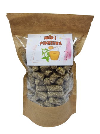 MASTERS,-cukierki-dla-koni,-smakolyki-dla-koni,-nagroda-dla-koni,-cukierki-dla-konia,-naturalne-ciastka-dla-koni,-ciastka-dla-koni,-pokrzywa,-miodowe-ciastka-dla-koni (1).webp